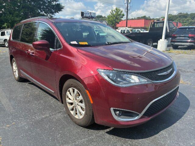 used 2017 Chrysler Pacifica car, priced at $13,200