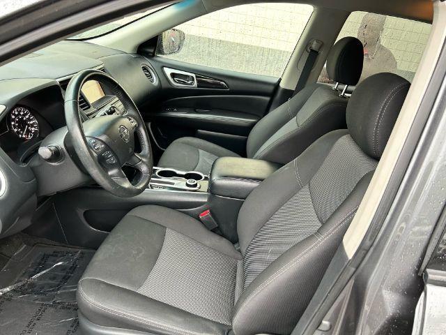 used 2020 Nissan Pathfinder car, priced at $18,900