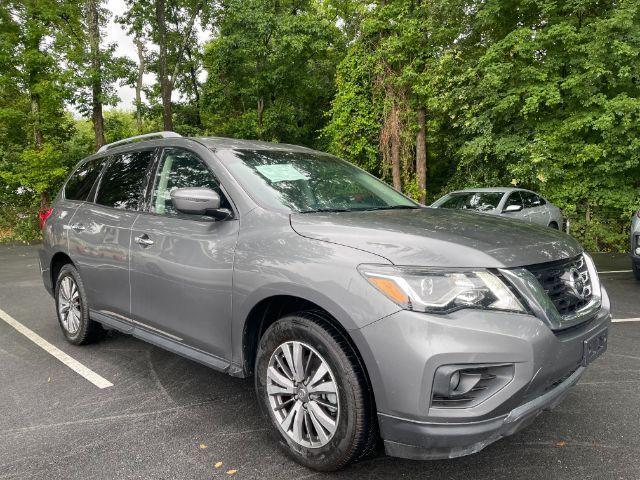 used 2020 Nissan Pathfinder car, priced at $18,900