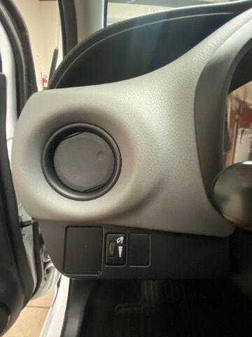 used 2015 Toyota Yaris car