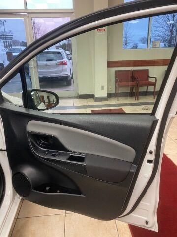 used 2015 Toyota Yaris car