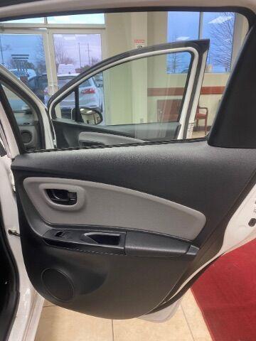 used 2015 Toyota Yaris car
