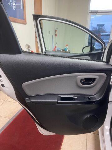 used 2015 Toyota Yaris car