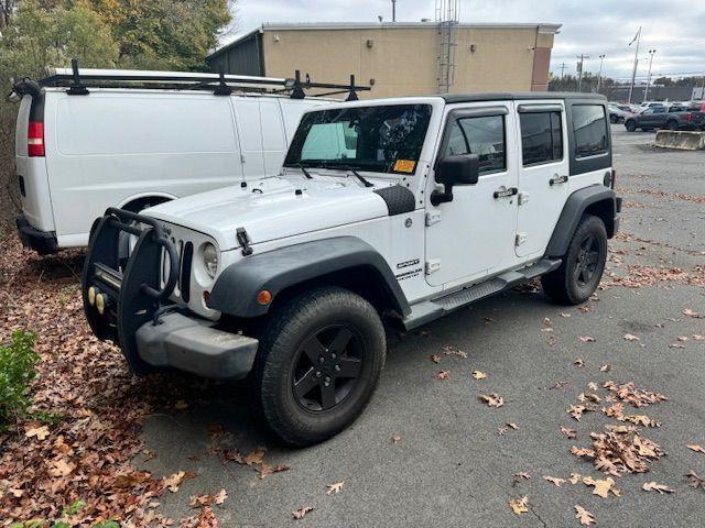 used 2013 Jeep Wrangler Unlimited car, priced at $15,400