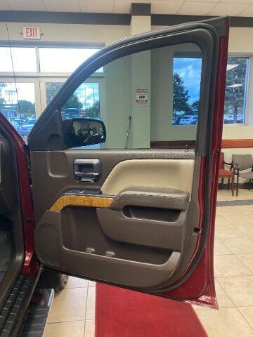 used 2015 GMC Sierra 1500 car, priced at $22,995