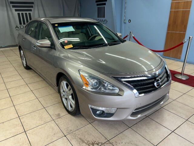 used 2015 Nissan Altima car, priced at $11,800