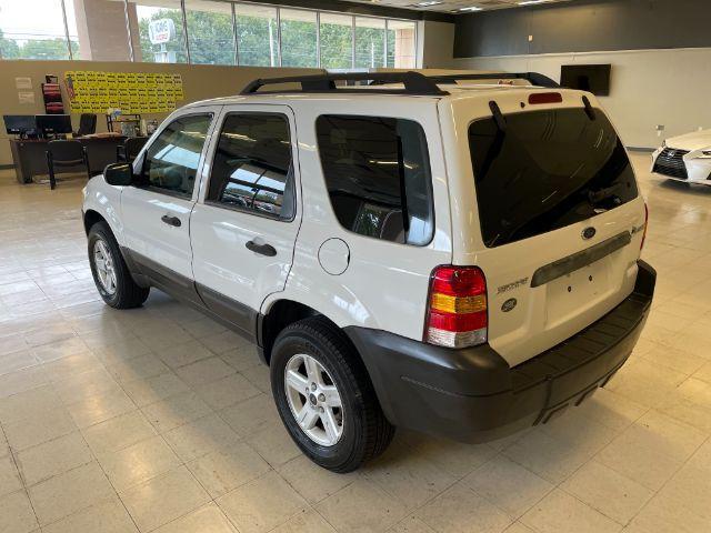 used 2007 Ford Escape Hybrid car, priced at $5,000
