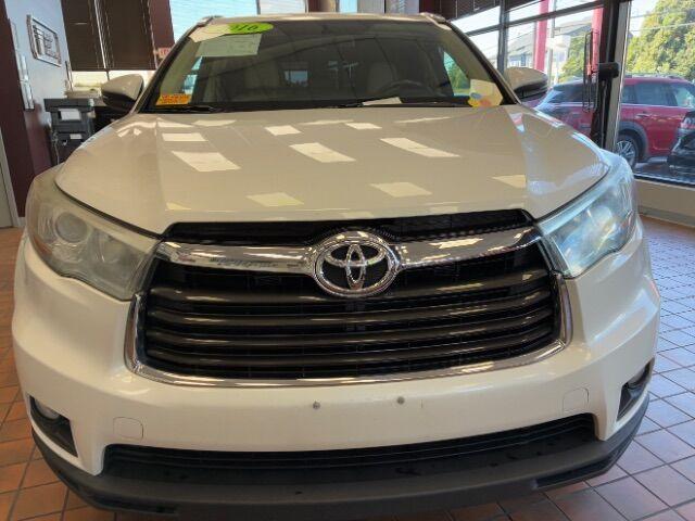 used 2016 Toyota Highlander car, priced at $16,500