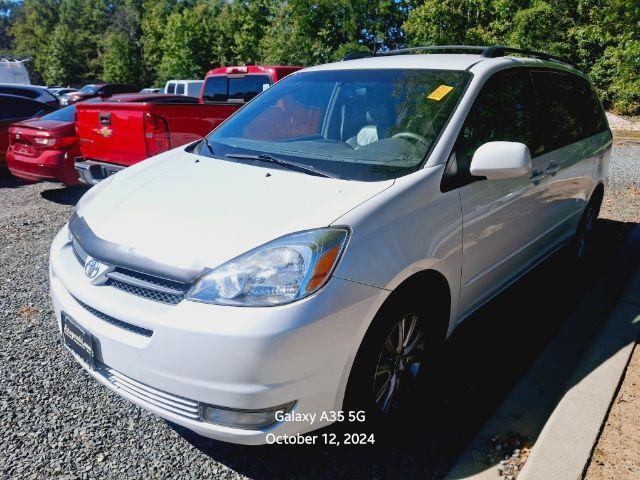 used 2004 Toyota Sienna car, priced at $7,995