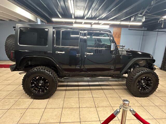 used 2015 Jeep Wrangler Unlimited car, priced at $17,800