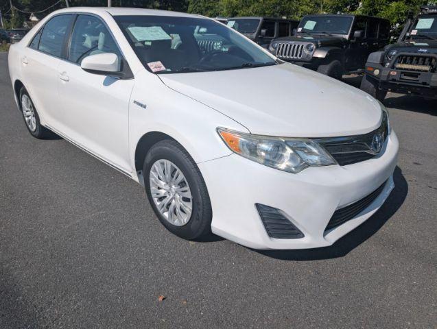 used 2013 Toyota Camry Hybrid car, priced at $13,500