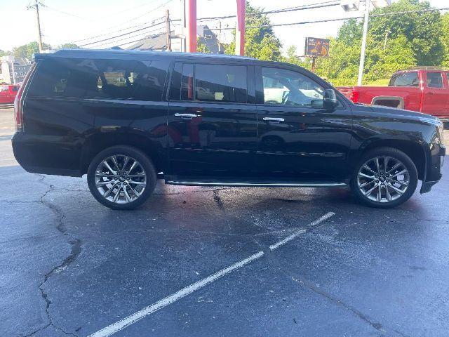 used 2020 Cadillac Escalade ESV car, priced at $34,900
