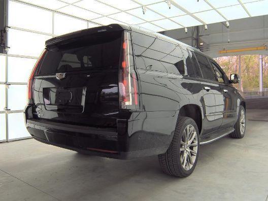 used 2020 Cadillac Escalade ESV car, priced at $32,995