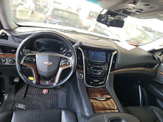 used 2020 Cadillac Escalade ESV car, priced at $32,995