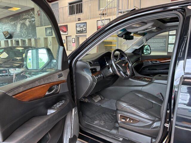 used 2020 Cadillac Escalade ESV car, priced at $31,900