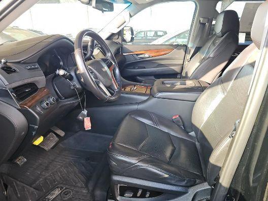 used 2020 Cadillac Escalade ESV car, priced at $32,995