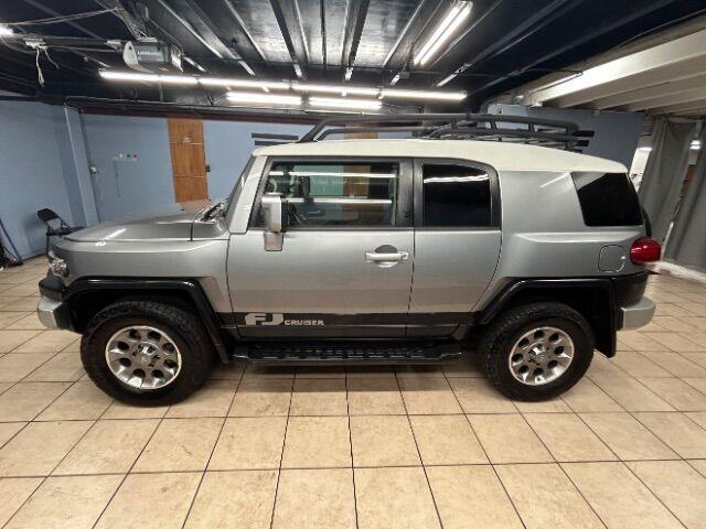 used 2012 Toyota FJ Cruiser car, priced at $26,300