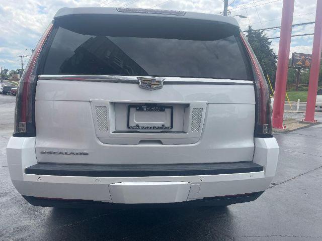 used 2018 Cadillac Escalade ESV car, priced at $36,400