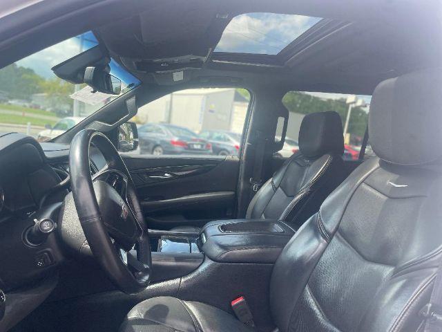 used 2018 Cadillac Escalade ESV car, priced at $36,400
