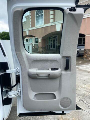 used 2013 GMC Sierra 2500 car, priced at $17,500