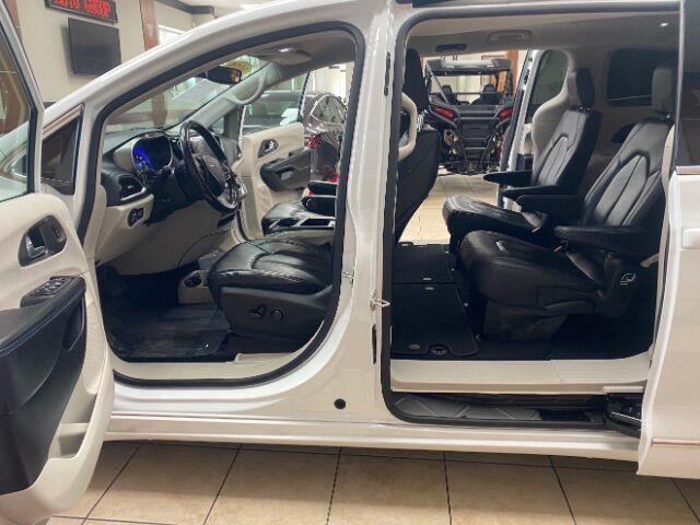 used 2021 Chrysler Pacifica car, priced at $18,500