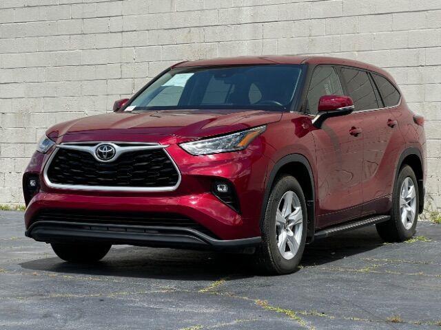 used 2020 Toyota Highlander car, priced at $27,700