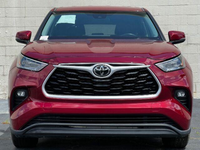 used 2020 Toyota Highlander car, priced at $27,700