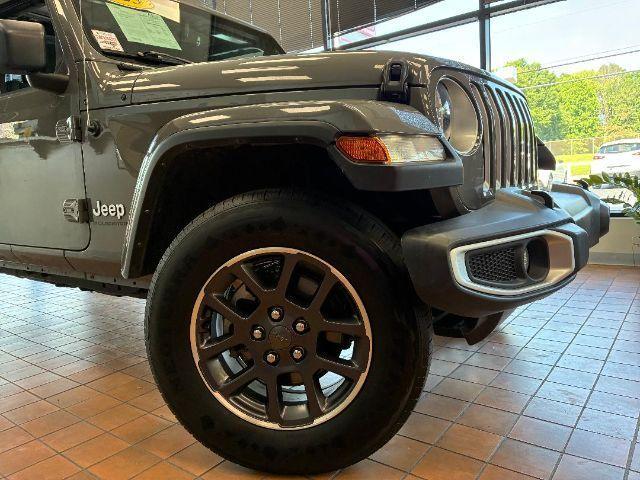 used 2023 Jeep Gladiator car, priced at $31,200