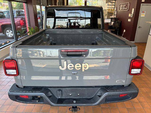 used 2023 Jeep Gladiator car, priced at $31,200