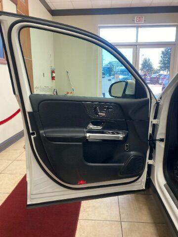 used 2025 Mercedes-Benz GLB 250 car, priced at $40,900