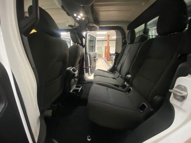 used 2021 Jeep Gladiator car, priced at $27,600