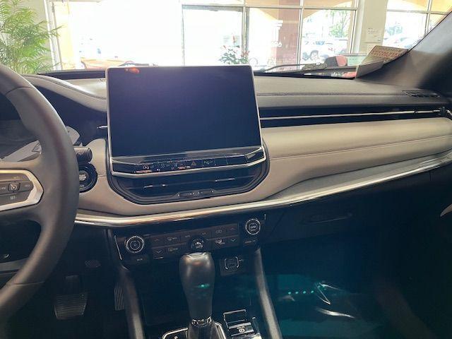used 2023 Jeep Compass car, priced at $17,400