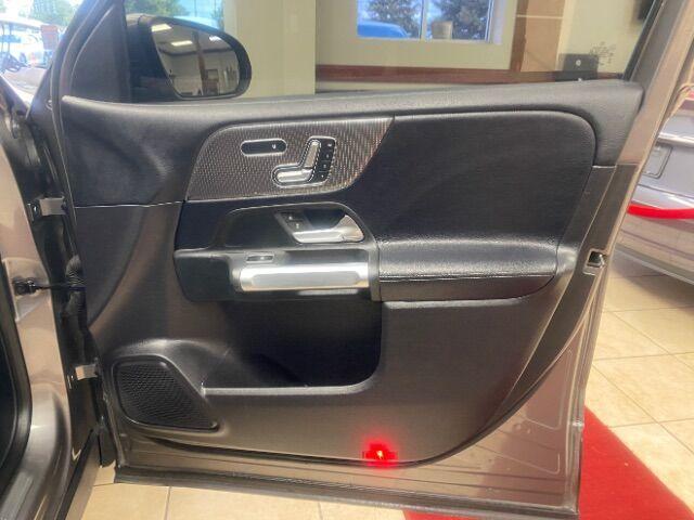 used 2021 Mercedes-Benz GLB 250 car, priced at $25,100