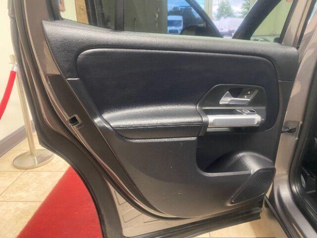 used 2021 Mercedes-Benz GLB 250 car, priced at $25,100