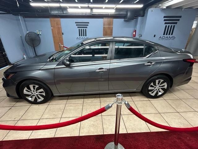 used 2022 Nissan Altima car, priced at $18,500