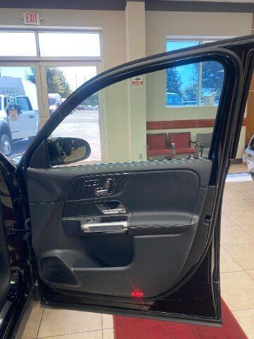used 2025 Mercedes-Benz GLB 250 car, priced at $40,900