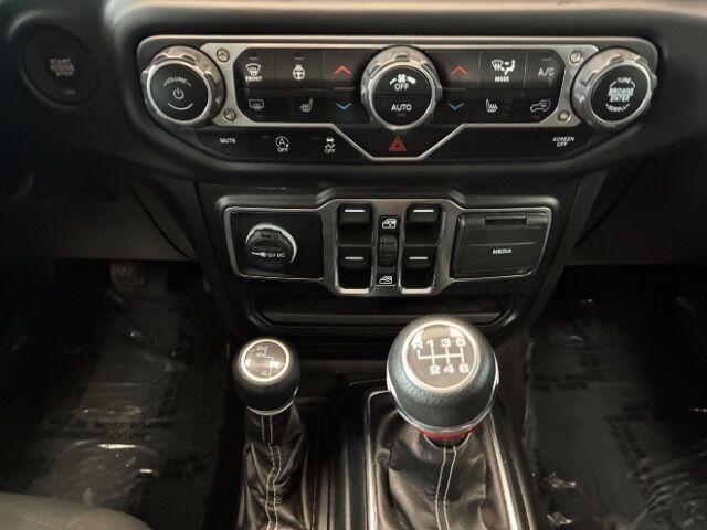 used 2022 Jeep Wrangler Unlimited car, priced at $34,000