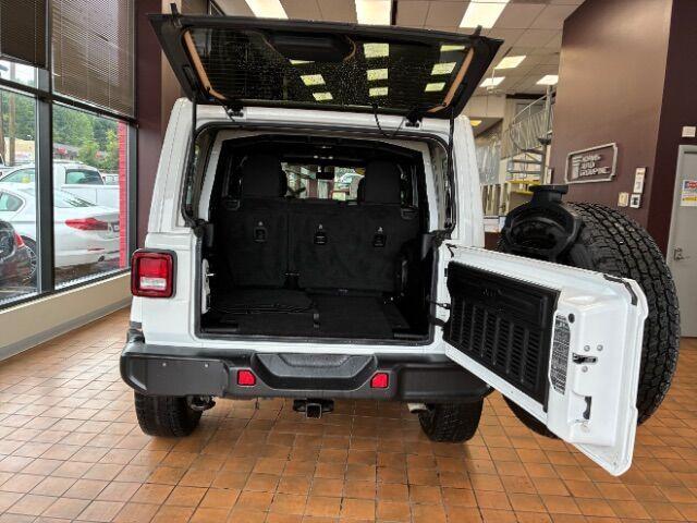 used 2022 Jeep Wrangler Unlimited car, priced at $34,000