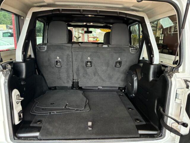 used 2022 Jeep Wrangler Unlimited car, priced at $34,000