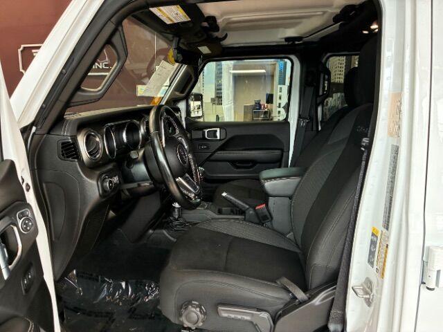 used 2022 Jeep Wrangler Unlimited car, priced at $34,000