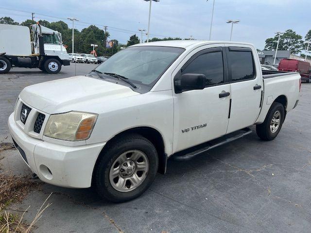 used 2007 Nissan Titan car, priced at $4,000