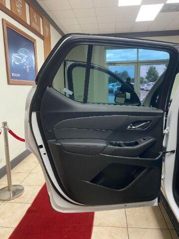 used 2023 Chevrolet Traverse car, priced at $24,500