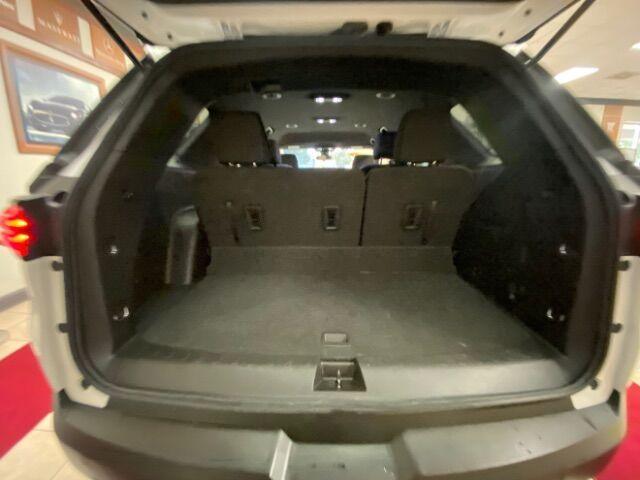 used 2023 Chevrolet Traverse car, priced at $24,500