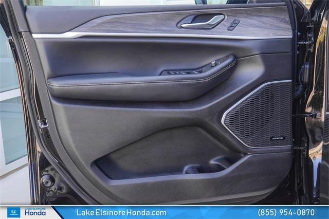 used 2022 Jeep Grand Cherokee car, priced at $30,598
