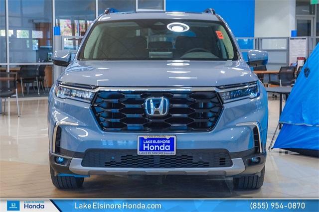 new 2025 Honda Pilot car, priced at $53,405