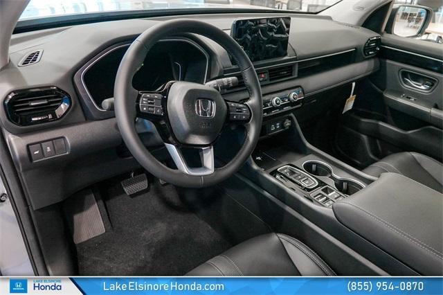 new 2025 Honda Pilot car, priced at $53,405