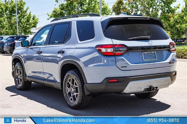 new 2025 Honda Pilot car, priced at $49,688