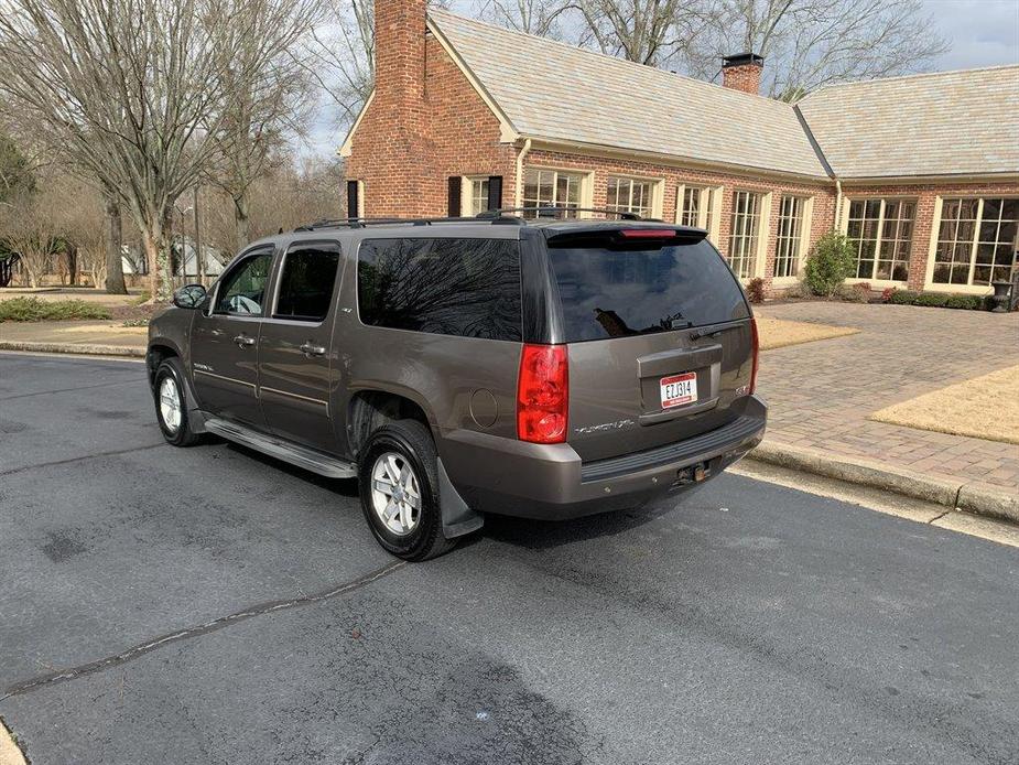 used 2013 GMC Yukon XL car, priced at $9,250