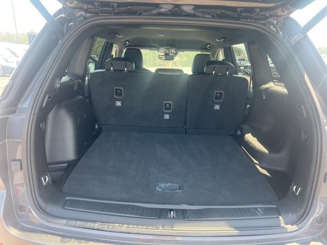 used 2024 Jeep Grand Cherokee car, priced at $35,814