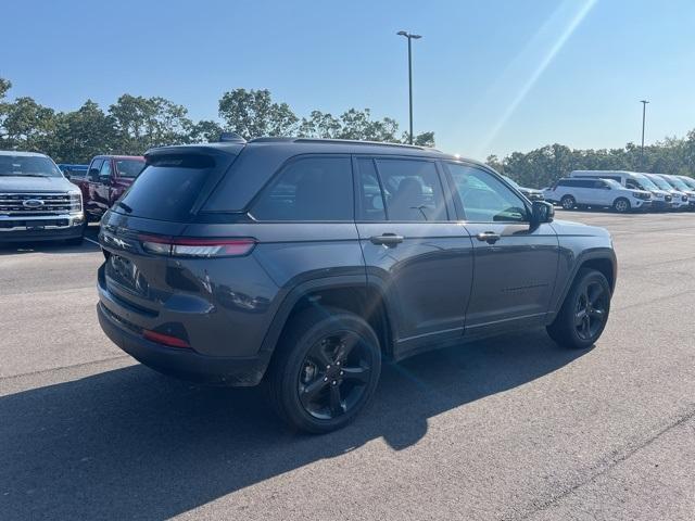 used 2024 Jeep Grand Cherokee car, priced at $35,814